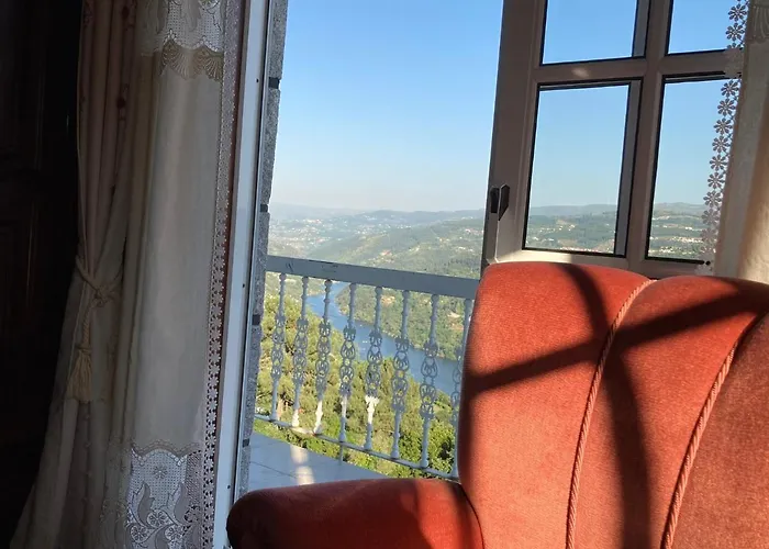Mira Douro Valley Home